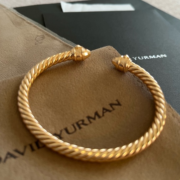 Renaissance Cablespira Bracelet - Picture 3 of 4